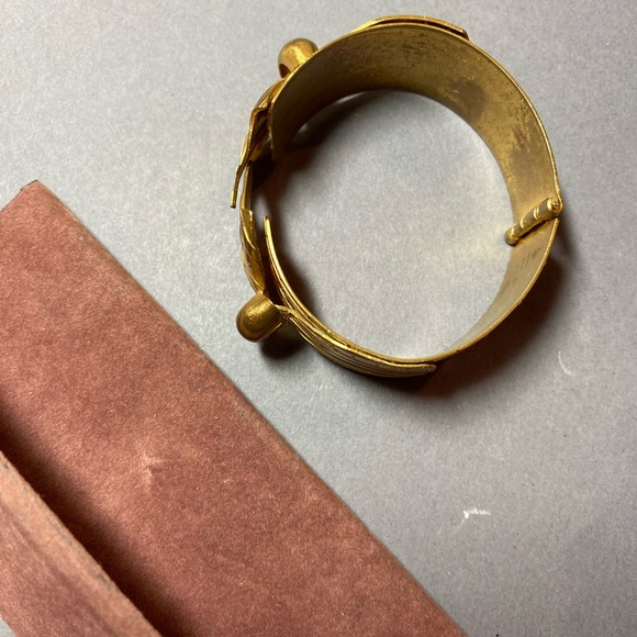 Vintage 1930s metal bow clasp bracelet bangle - Picture 5 of 7